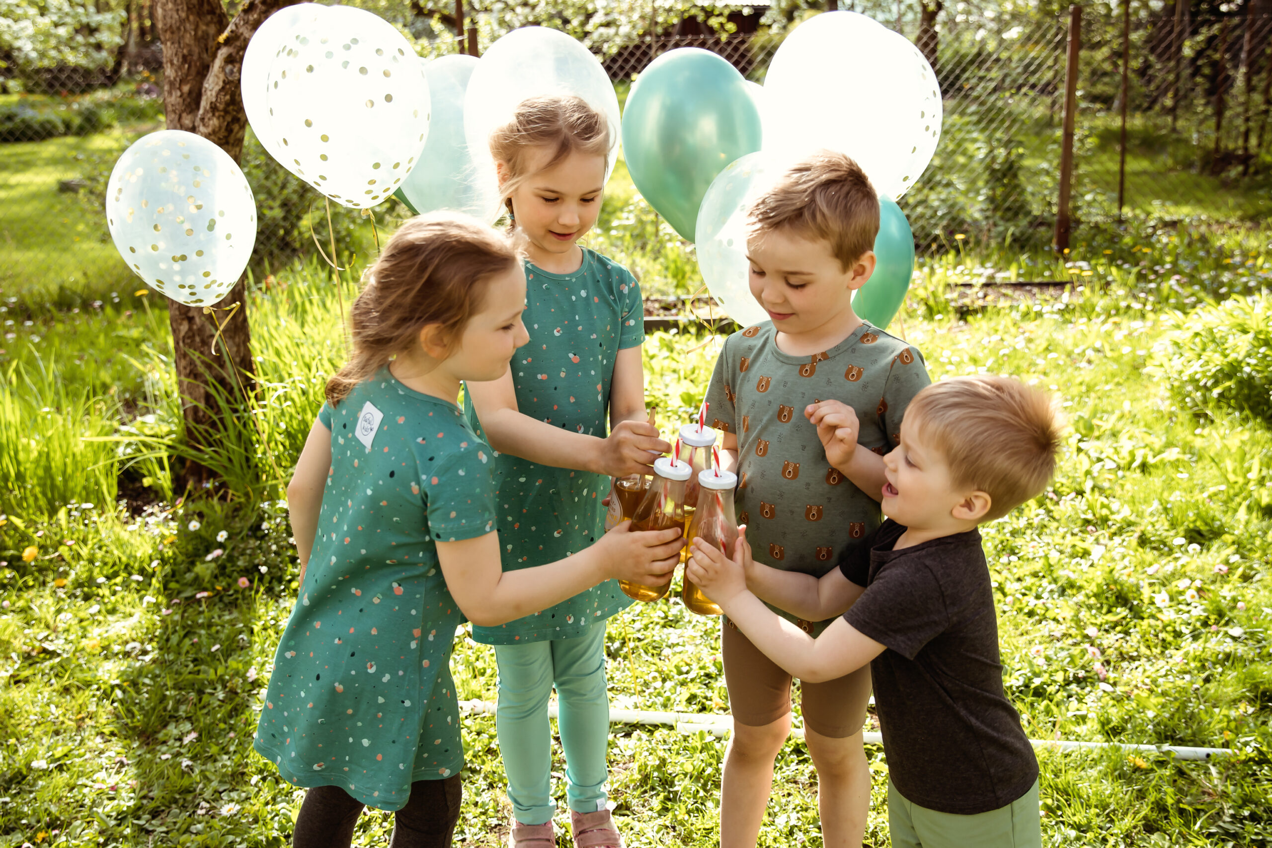 Suvised lasteriided – millised kangad on lapsele päriselt parimad? Safal KIDS